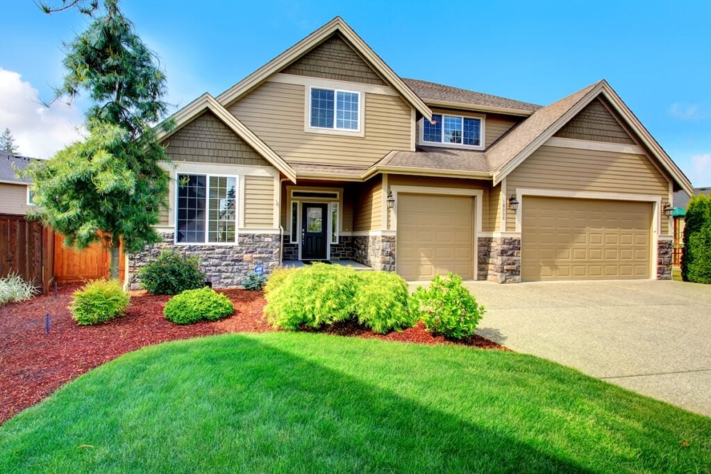 Luxury house with beautiful curb appeal