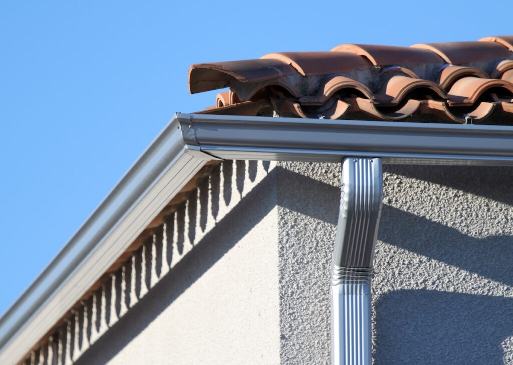 new gutter tile